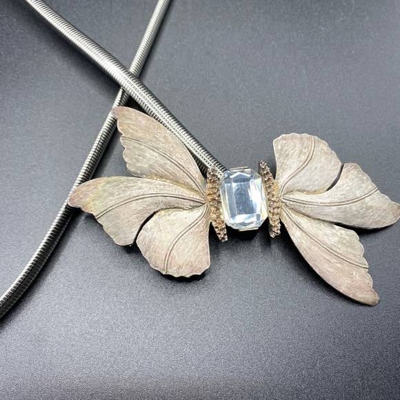 Silver Tone Flower Stretch Belt - Picture 2 of 10